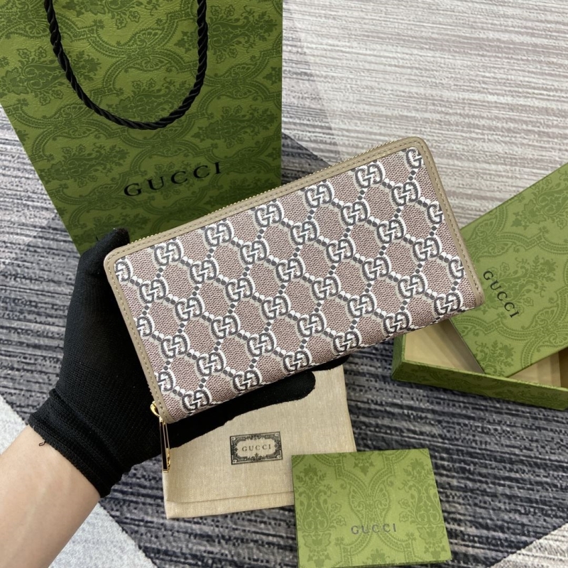 G*u*i wallets & purse
